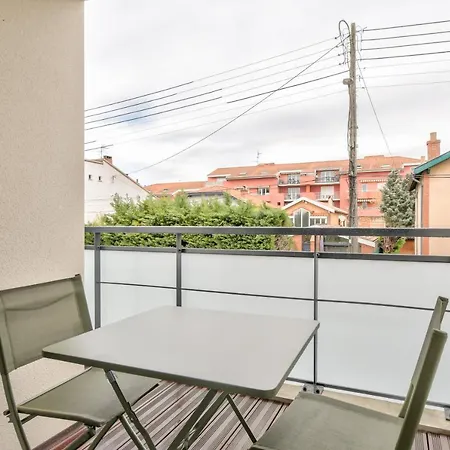 Oiqia Bonnefoy ~ 1 Avec Balcon *