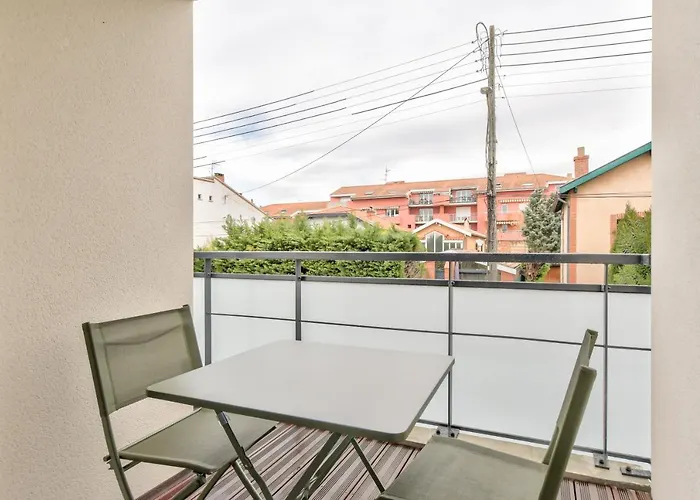 Oiqia Bonnefoy ~ 1 Avec Balcon *