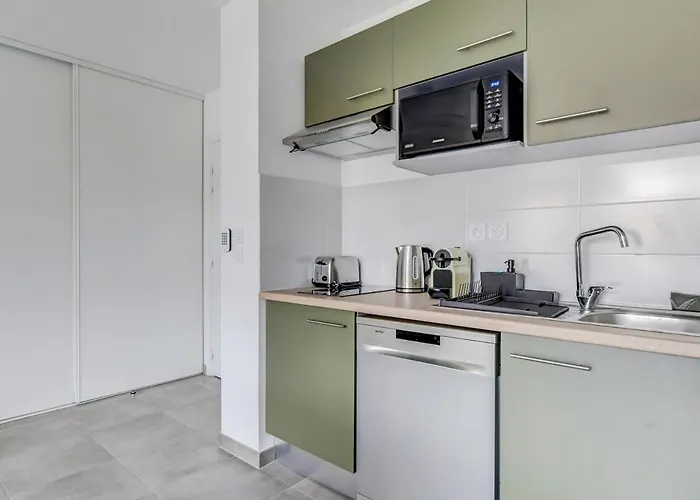 Oiqia Bonnefoy ~ 1 Avec Balcon *